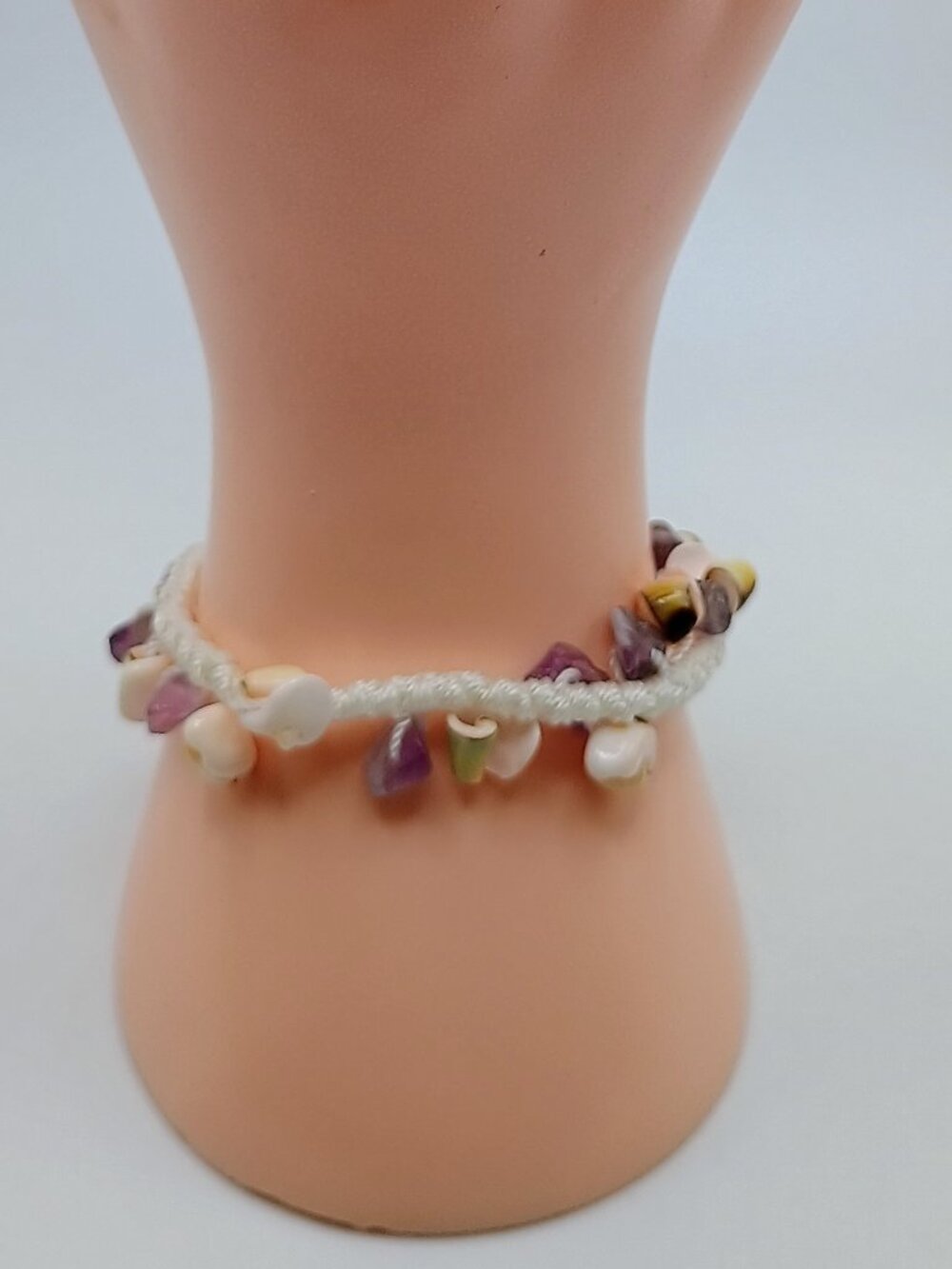 Handmade Macrame Bracelet with Amethyst and Natural Shells